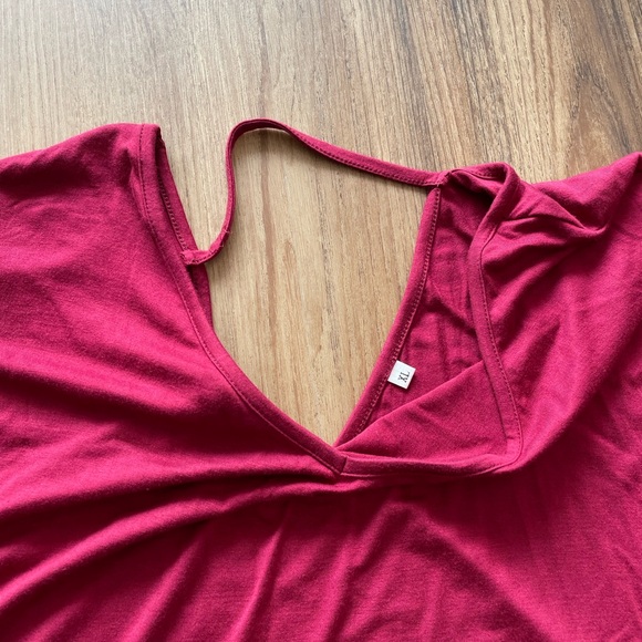 V Neck Maxi Dress in Burgundy color. - Picture 4 of 5